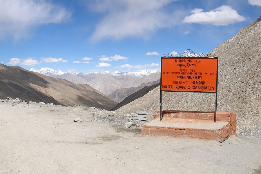 Leh to Nubra Valley