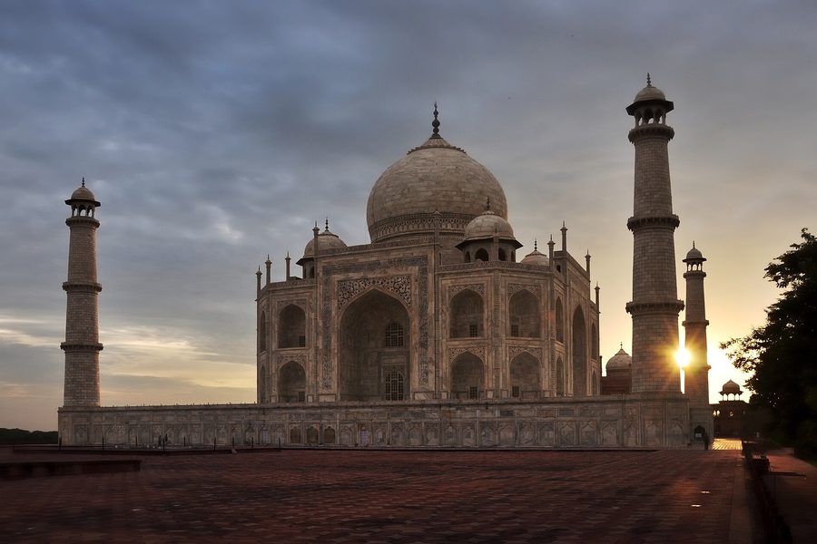 Delhi to Agra