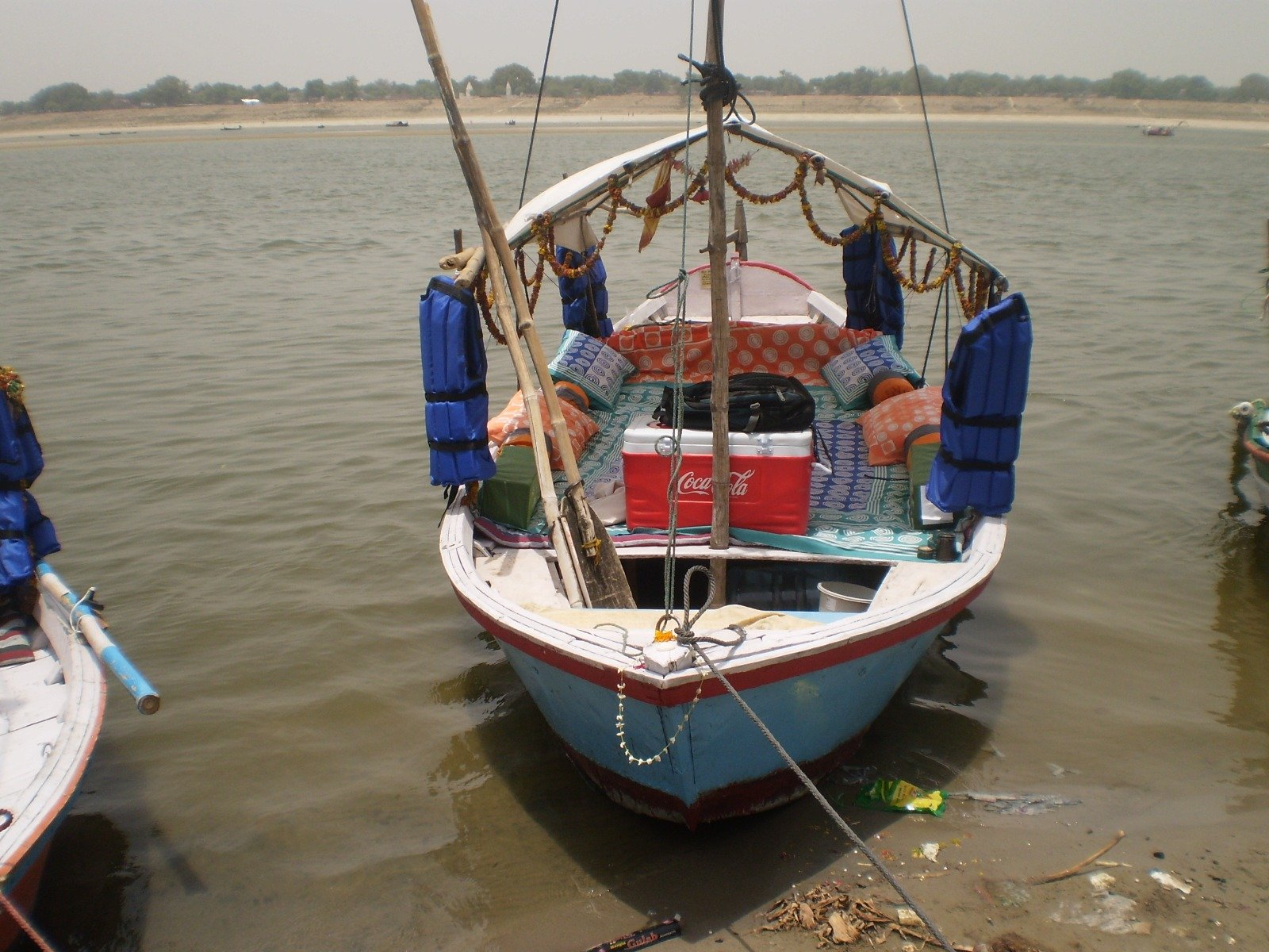 Sailing & Camping on the Ganges